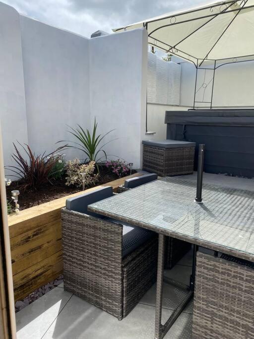 Flat Lode Nook Modern 2 Bed Home With Hot Tub Pool Экстерьер фото
